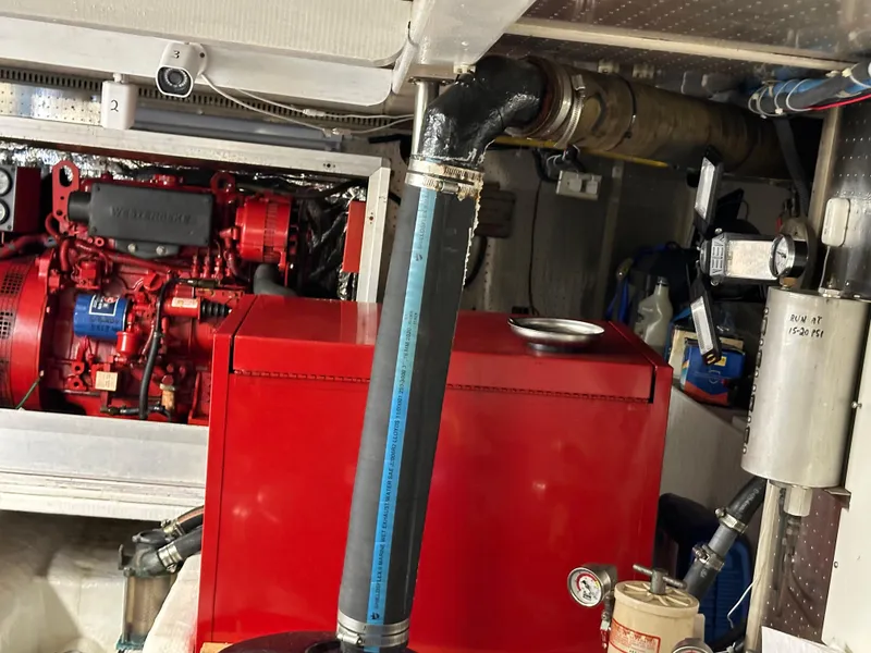 Slide: The Image of Kadey-Krogen Wide-Body 1994 - 25