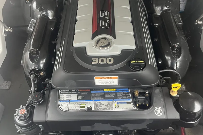 Slide: The Image of 2017 Crownline Eclipse E4 engine, Mercury 6.2L, 300 horsepower, detailed view. - 15