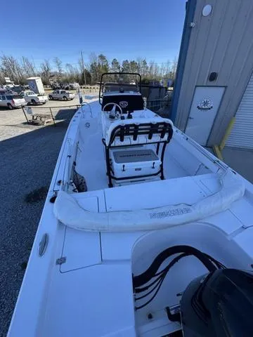 Slide: The Image of Sportsman Masters 227 Bay Boat 2022 - 4