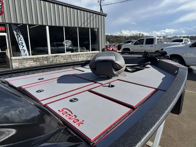 Slide: The Image of Xpress H18 2024 - 8