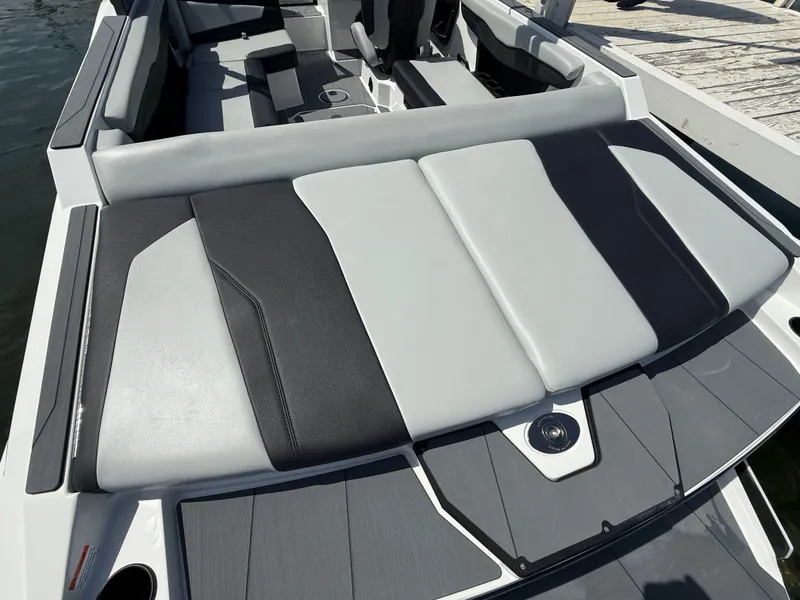 Slide: The Image of Axis T220 2025 - 516