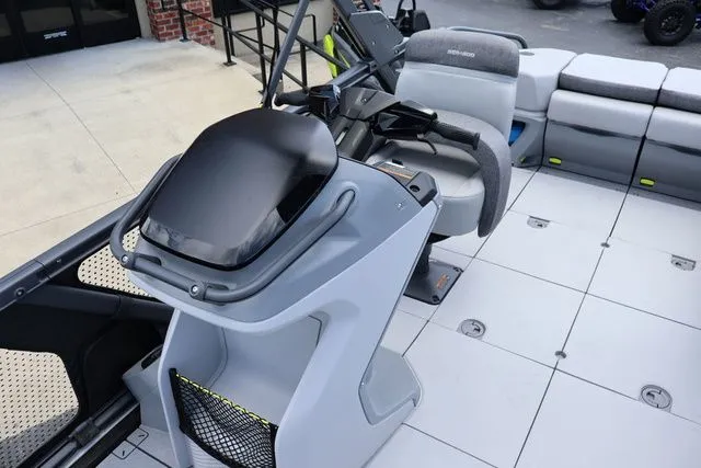 Slide: The Image of Sea-Doo Switch Cruise 21 2025 - 13