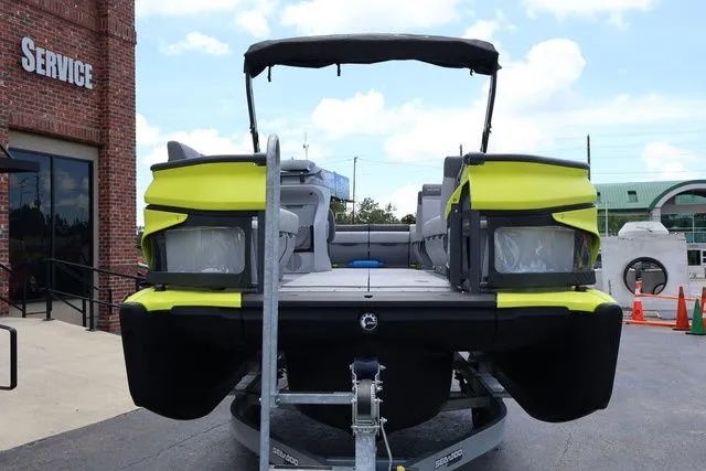 Slide: The Image of Sea-Doo Switch Cruise 21 2025 - 9