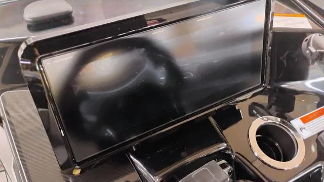 Slide: The Image of Yamaha 255XD 2025 - 22