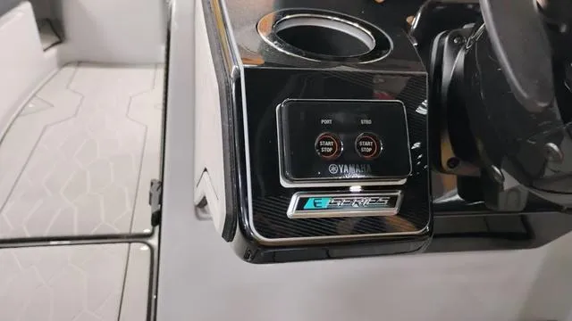 Slide: The Image of Yamaha 255XD 2025 - 23