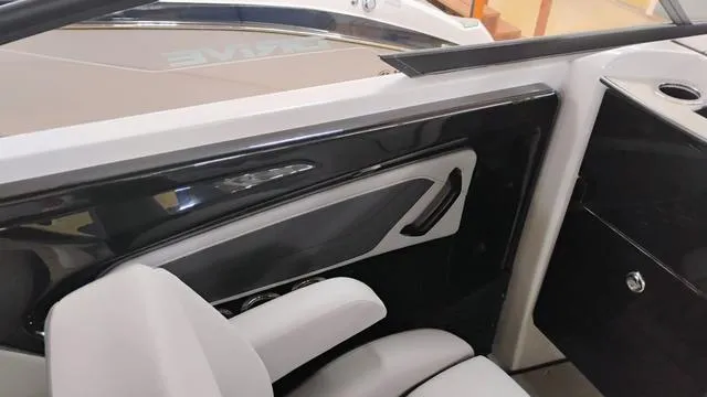 Slide: The Image of Yamaha 255XD 2025 - 53