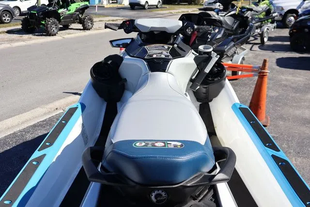 Slide: The Image of Sea-Doo PWC FISHPRO SPORT 170 AUD WH IBR IDF 25 2025 - 13