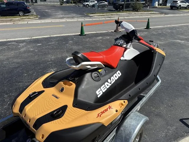 Slide: The Image of Sea-Doo PWC SPARK CONV 90 OR 2UP IBR 25 2025 - 5