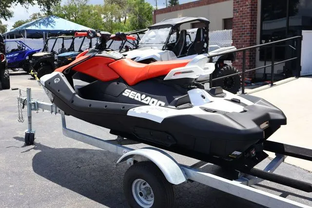Slide: The Image of Sea-Doo Spark Trixx for 3 2025 - 4