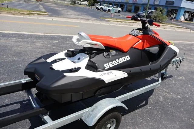 Slide: The Image of Sea-Doo Spark Trixx for 3 2025 - 6