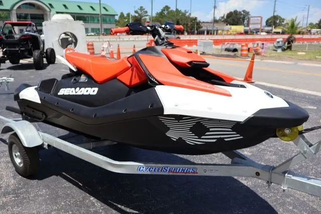 Slide: The Image of Sea-Doo Spark Trixx for 3 2025 - 8