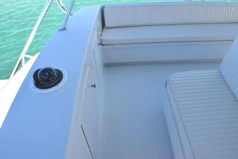 Slide: The Image of Flybridge passenger seating - 35