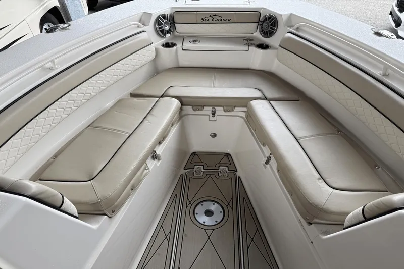 Slide: The Image of Carolina Sea Chaser 27 HFC 2022 - 11