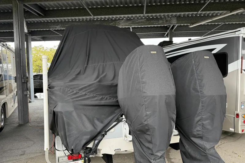 Slide: The Image of Carolina Sea Chaser 27 HFC 2022 - 18