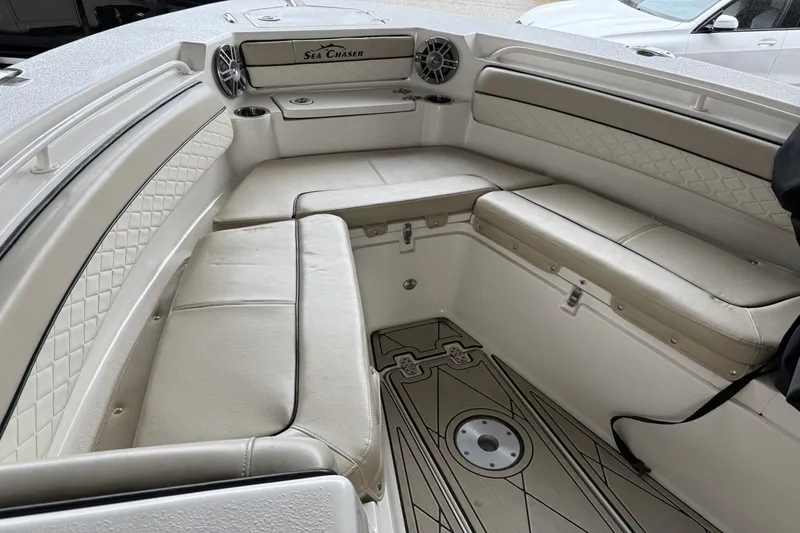 Slide: The Image of Carolina Sea Chaser 27 HFC 2022 - 5