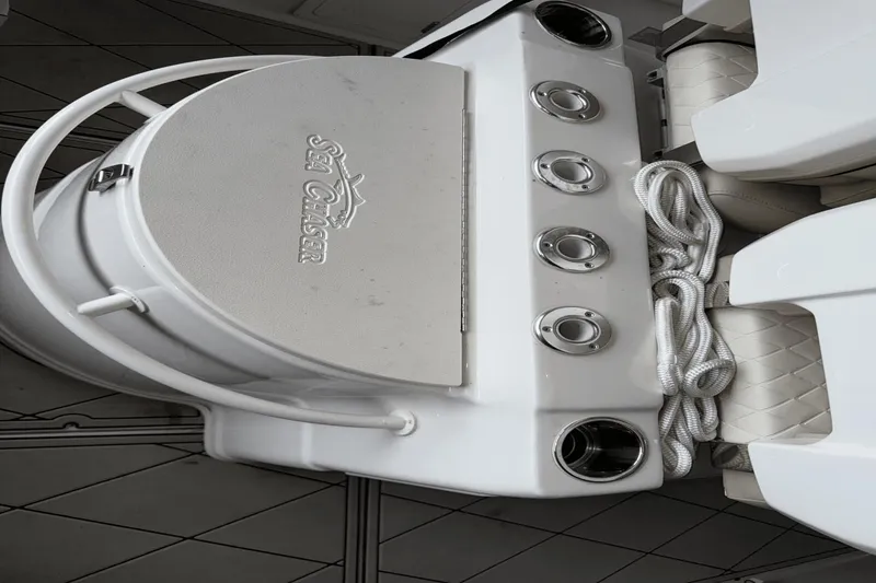 Slide: The Image of Carolina Sea Chaser 27 HFC 2022 - 9