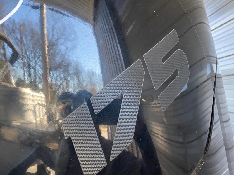 Slide: The Image of Manitou 23 Aurora LE RF 2021 - 4