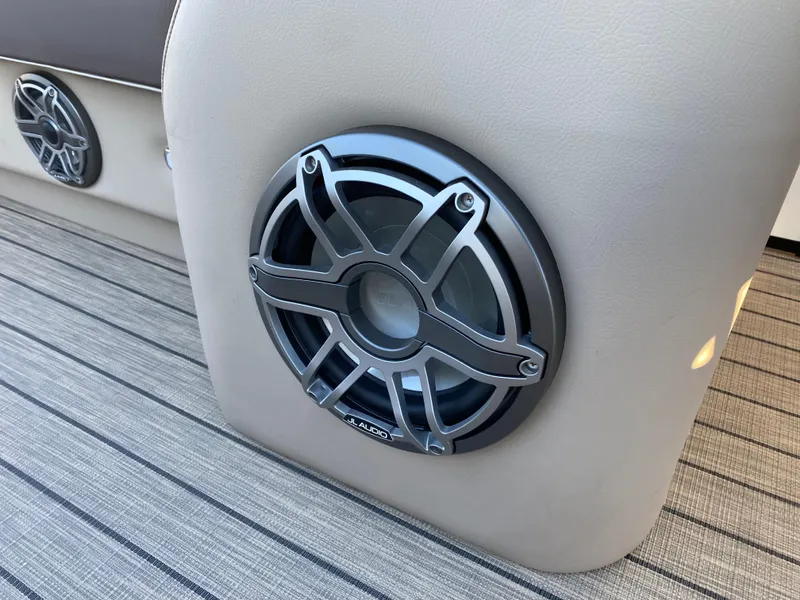 Slide: The Image of Speaker on 2025 SunCatcher Elite 324 SS boat, featuring sleek design and modern audio system. - 15