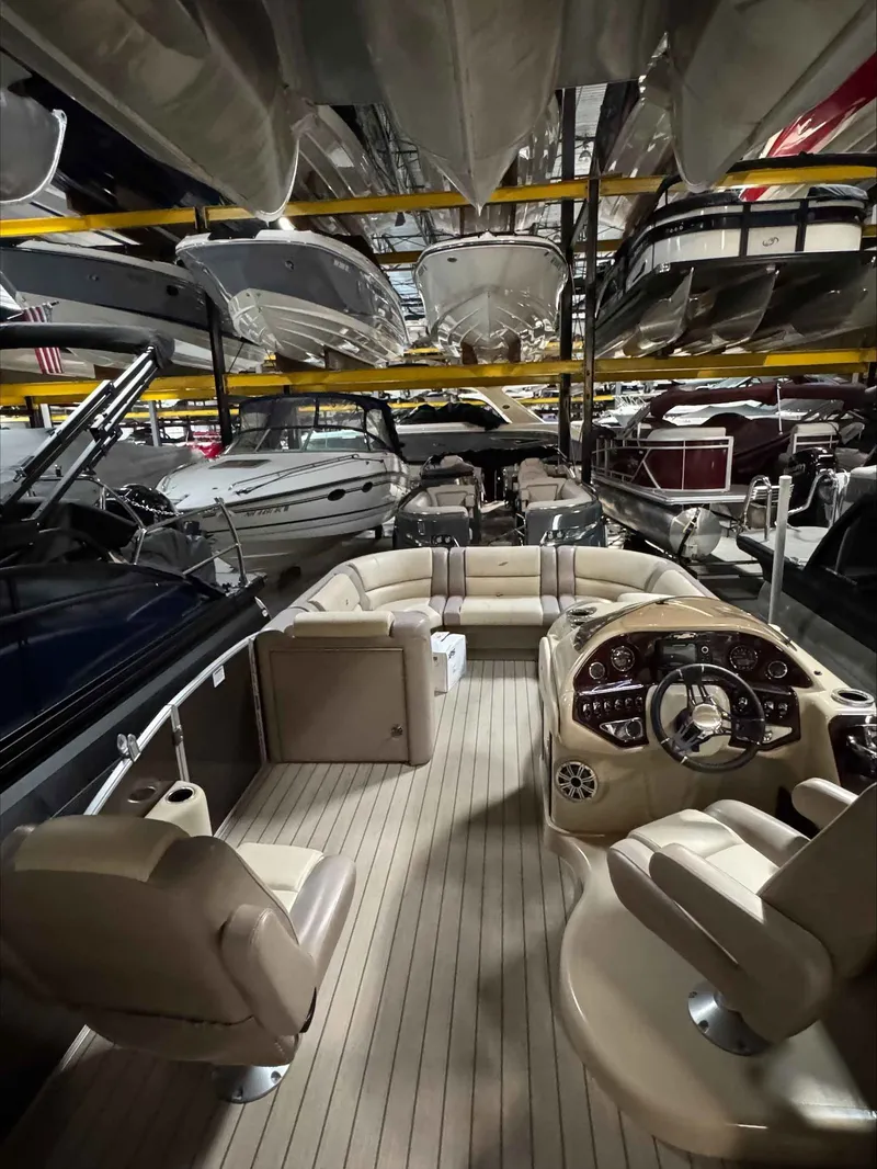 Slide: The Image of Starcraft MX 25 2018 - 10