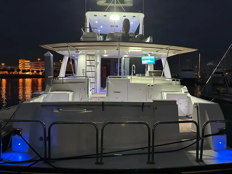 Slide: The Image of Cheoy Lee 72 2004 - 17