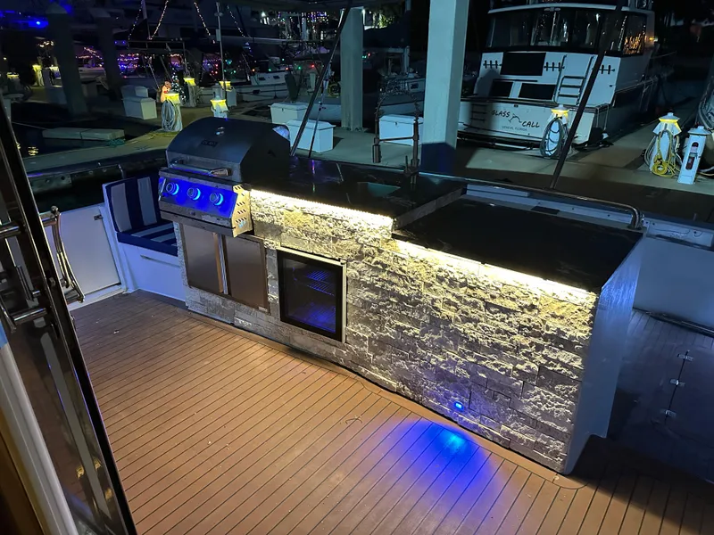 Slide: The Image of Cheoy Lee 72 2004 - 22