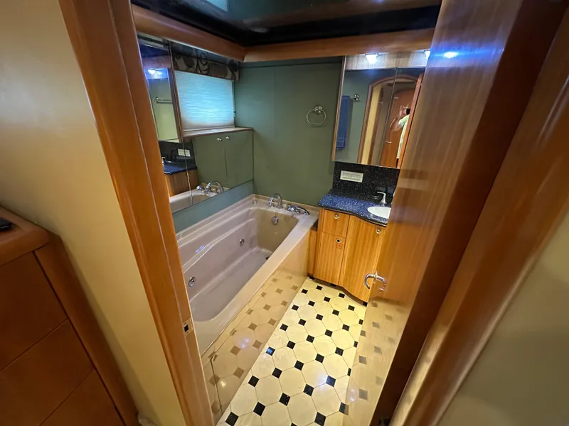 Slide: The Image of Cheoy Lee 72 2004 - 65