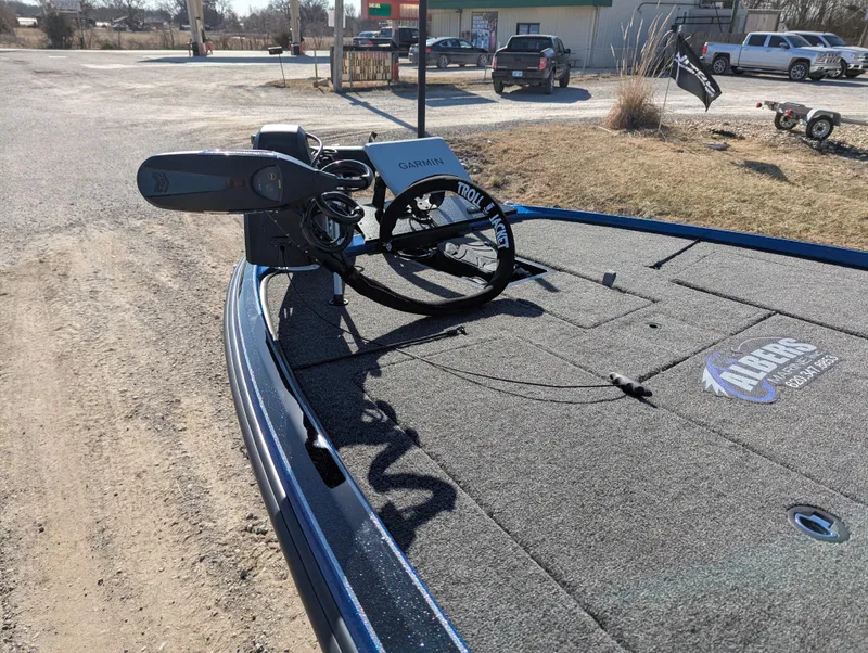 Slide: The Image of 2025 Nitro Z20 XL Pro boat with Garmin trolling motor on deck. - 13