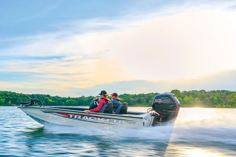 Slide: The Image of Tracker Pro Team 190 2025 - 71