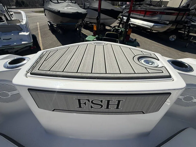 Slide: The Image of Yamaha 222 FSH Sport 2024 - 18