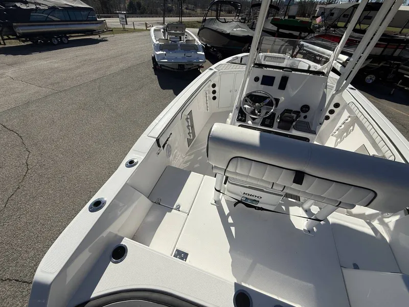 Slide: The Image of Yamaha 222 FSH Sport 2024 - 8