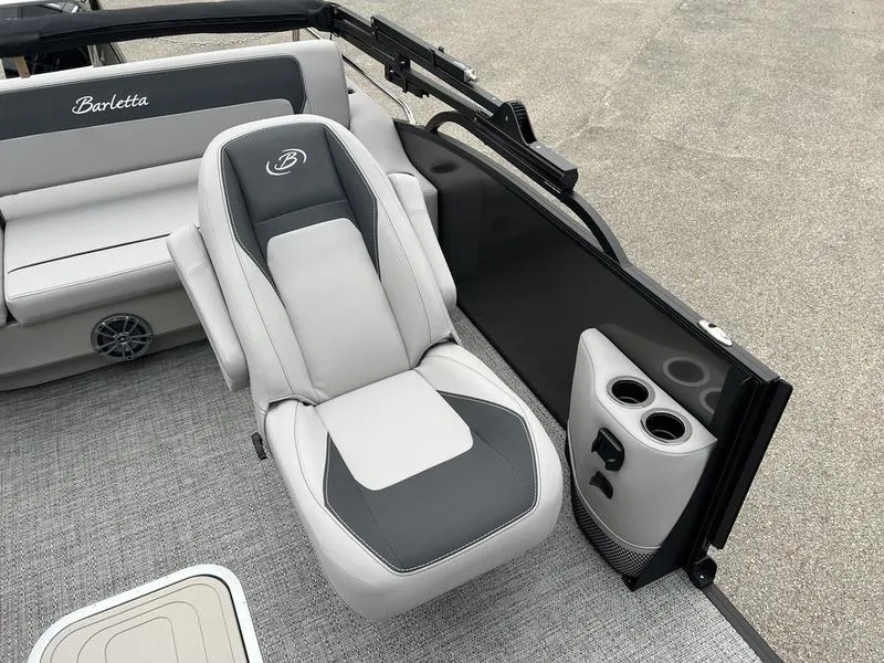 Slide: The Image of Barletta Aria A24UC 2025 - 12