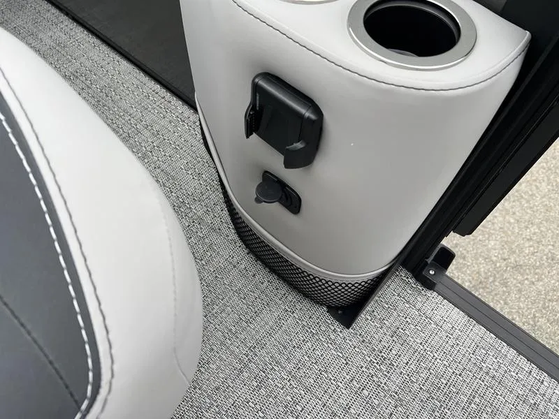 Slide: The Image of Barletta Aria A24UC 2025 - 13