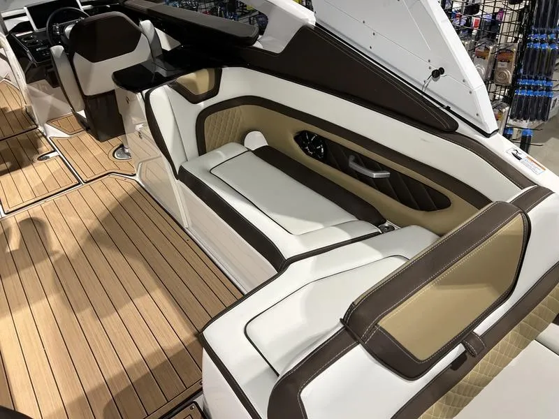 Slide: The Image of Yamaha 275SE 2023 - 5