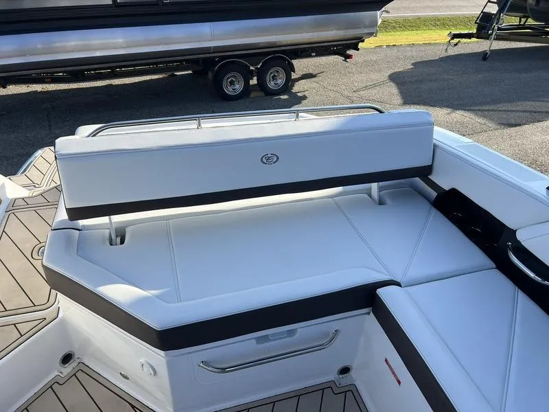 Slide: The Image of Cobalt R6 2025 - 10