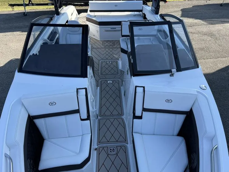 Slide: The Image of Cobalt R6 2025 - 21