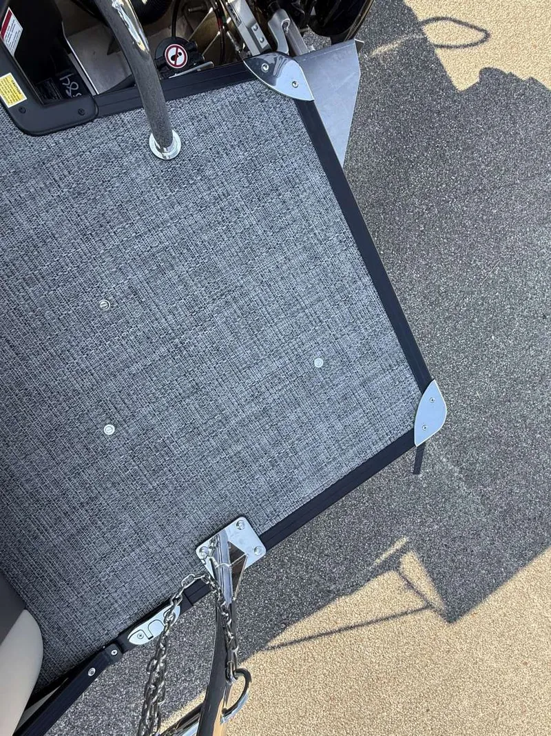 Slide: The Image of Barletta Cabrio C22UC 2025 - 12