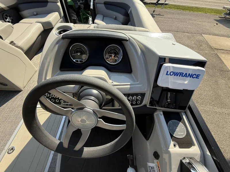 Slide: The Image of Barletta Cabrio C22UC 2025 - 17