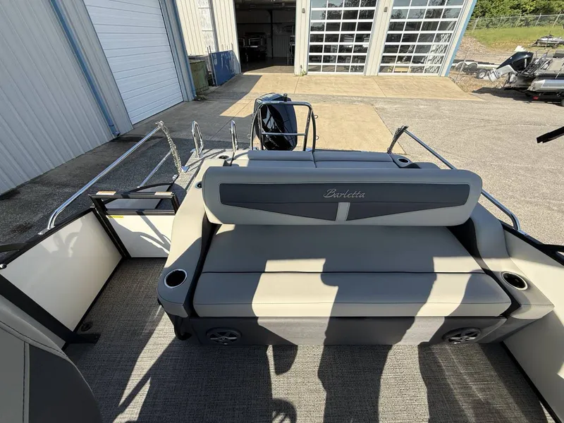 Slide: The Image of Barletta Cabrio C22UC 2025 - 22