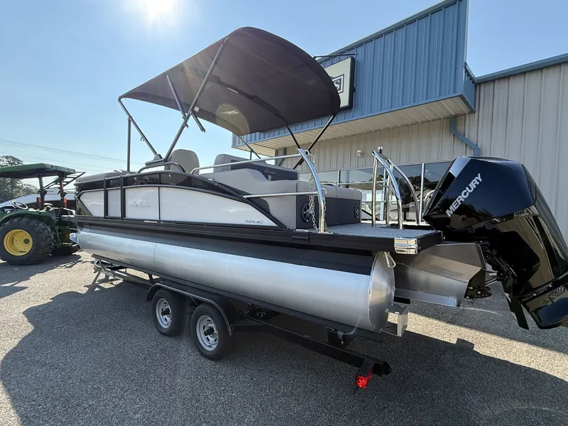 Slide: The Image of Barletta Cabrio C22UC 2025 - 25