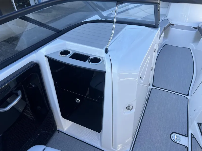 Slide: The Image of Yamaha AR250 2025 - 10