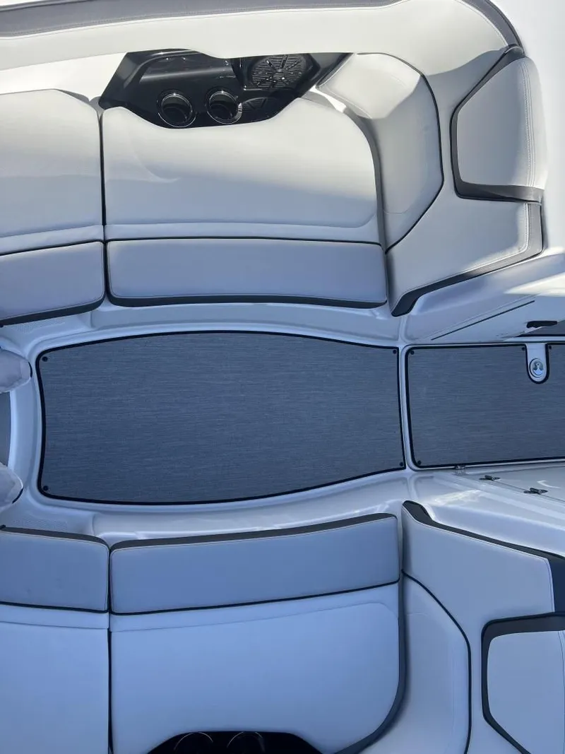 Slide: The Image of Yamaha AR250 2025 - 7