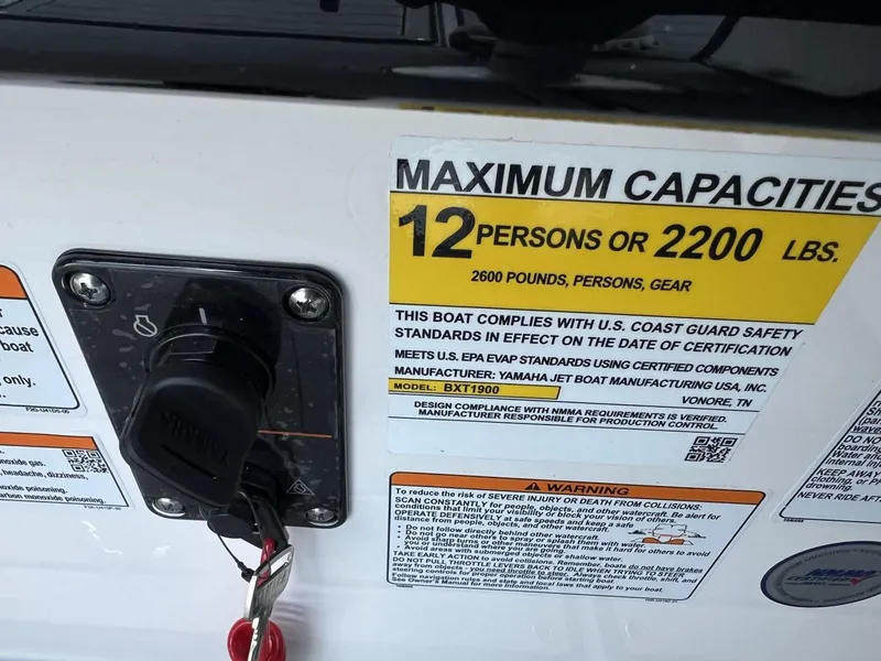 Slide: The Image of Yamaha 252SE 2025 - 7