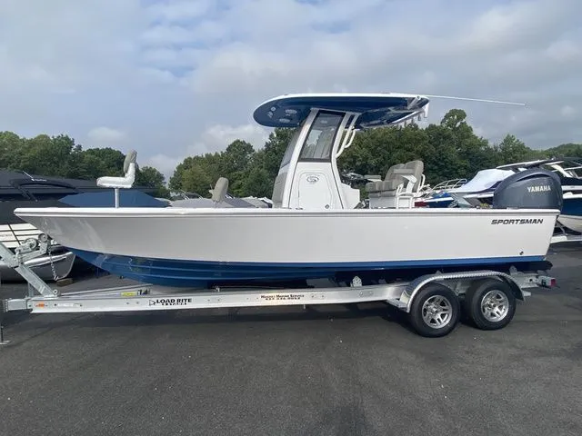 The Image of Sportsman Masters 247 Bay Boat 2025 - 1