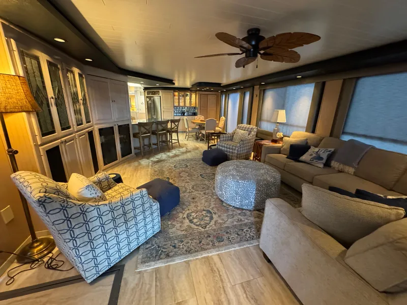 Slide: The Image of Luxurious interior of a 1997 Sumerset 85x18 houseboat with elegant furnishings and decor. - 5