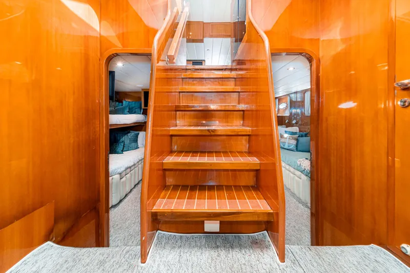 Slide: The Image of Johnson Pilothouse 70 Motor Yacht 2002 - 53