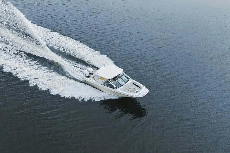 Slide: The Image of Boston Whaler 270 Vantage 2018 - 38