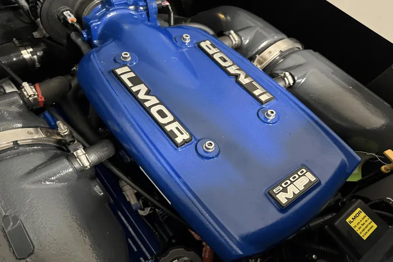 Slide: The Image of MasterCraft XT23 2019 - 31
