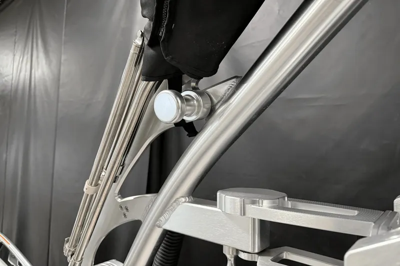Slide: The Image of MasterCraft XT23 2019 - 39
