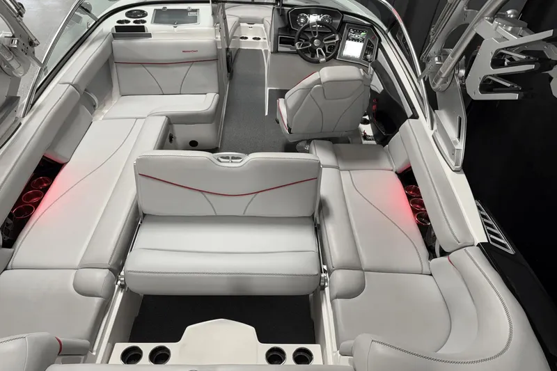 Slide: The Image of MasterCraft XT23 2019 - 41
