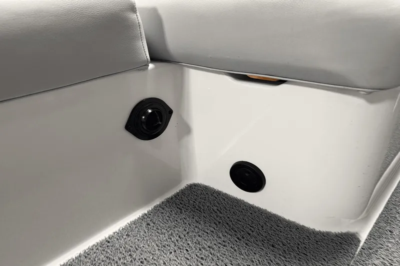 Slide: The Image of MasterCraft XT23 2019 - 63